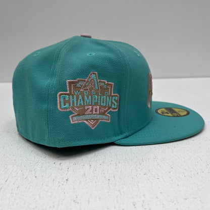 NEW ERA | ニューエラ 7 1/2 (59.6cm) ARIZONA DIAMOND BACKS 海外別注 2001WORLD SERIES キャップ 59FIFTY ライトグリーン【加古川店】