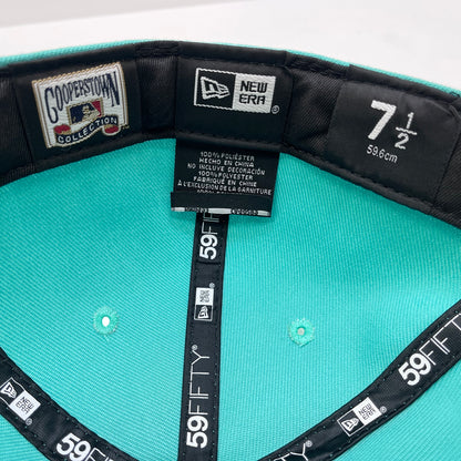 NEW ERA | ニューエラ 7 1/2 (59.6cm) ARIZONA DIAMOND BACKS 海外別注 2001WORLD SERIES キャップ 59FIFTY ライトグリーン【加古川店】