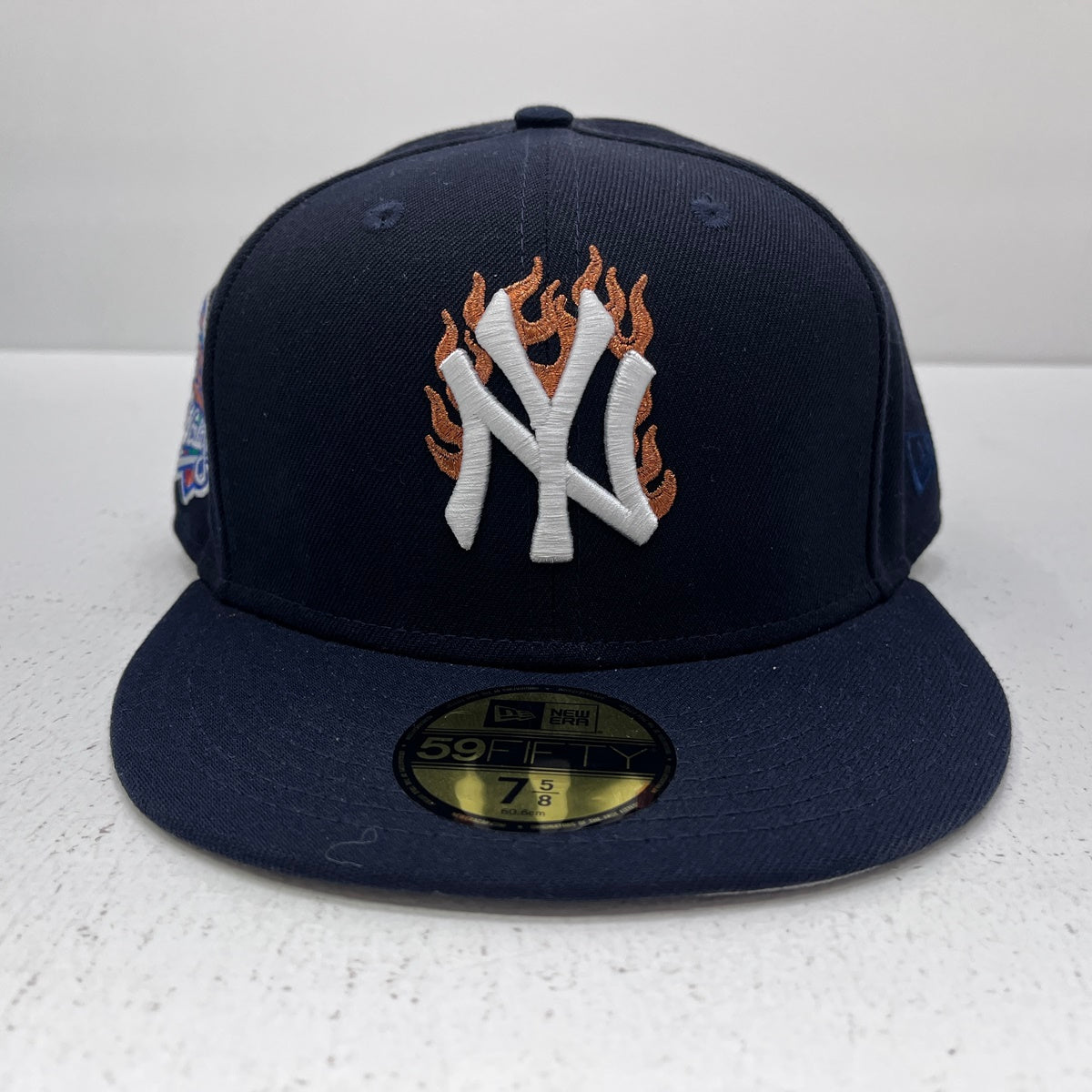 NEW ERA | ニューエラ 7 5/8 (60.6cm) YANKEES FIRE PACK 1999ﾜｰﾙﾄﾞｼﾘｰｽﾞ キャップ 59FIFTY ダークネイビー【加古川店】