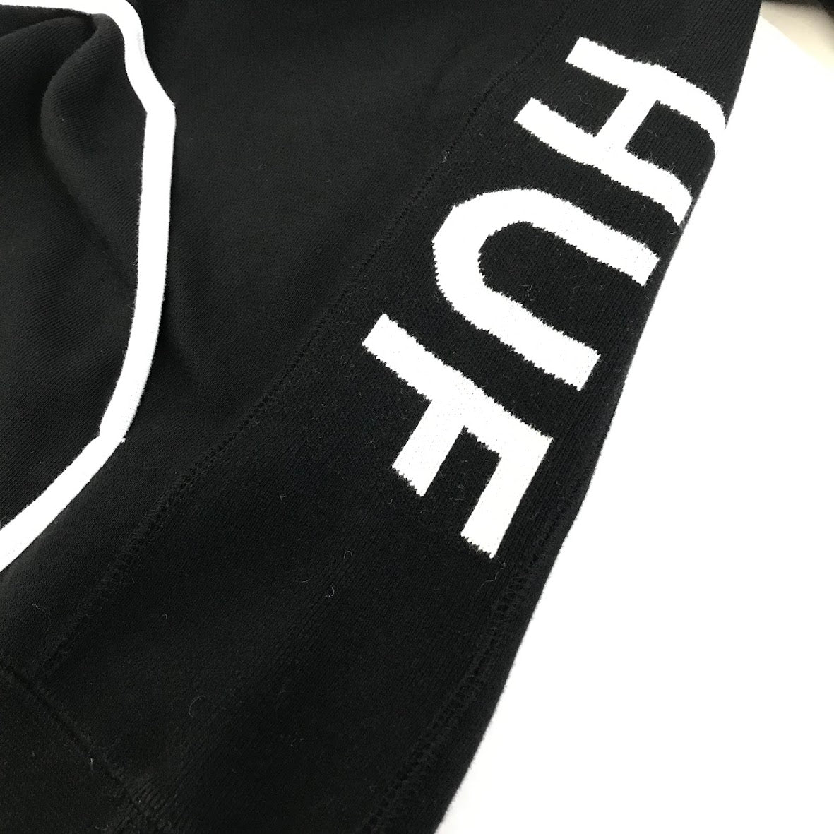 HUF | ハフ SUMMIT FRENCH TERRY P/O HOODIE プルオーバーパーカー パーカー FL00065 ブラック サイズ：M【倉吉店】