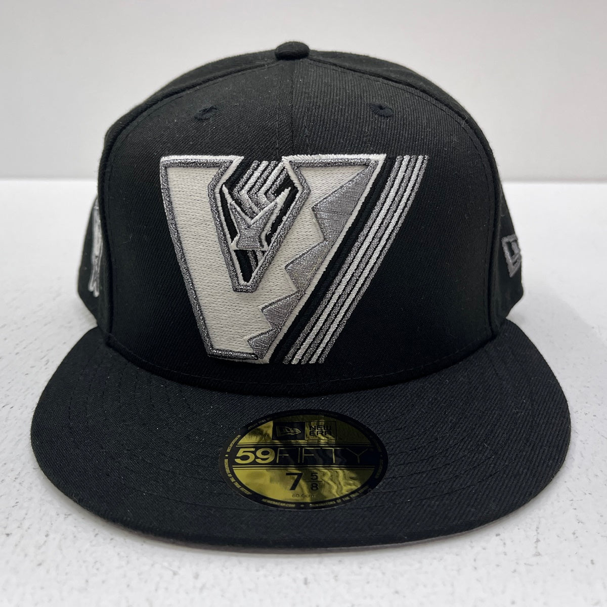NEW ERA | ニューエラ 7 5/8 (60.6cm) DIAMOND BACKS 海外別注 1998球団創設ﾊﾟｯﾁ キャップ 59FIFTY ブラック【加古川店】