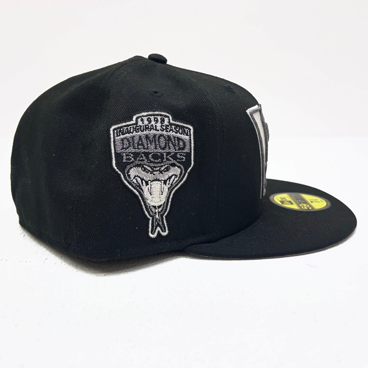 NEW ERA | ニューエラ 7 5/8 (60.6cm) DIAMOND BACKS 海外別注 1998球団創設ﾊﾟｯﾁ キャップ 59FIFTY ブラック【加古川店】