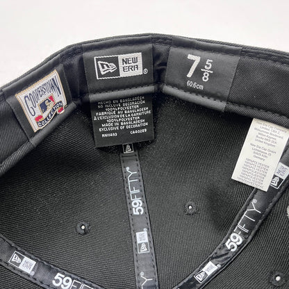 NEW ERA | ニューエラ 7 5/8 (60.6cm) DIAMOND BACKS 海外別注 1998球団創設ﾊﾟｯﾁ キャップ 59FIFTY ブラック【加古川店】