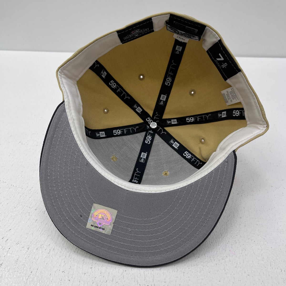 NEW ERA | ニューエラ 7 5/8 (60.6cm) CHARLESTON ALLEY CATS 海外別注 キャップ 59FIFTY ベージュ【加古川店】