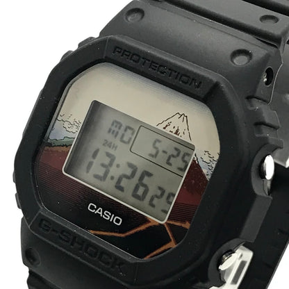 G-SHOCK | ジーショック 葛飾北斎 富嶽三十六景 山下白雨 デジタルクォーツ 腕時計 DW-5600KHSH25-1JR ブラック【倉吉店】