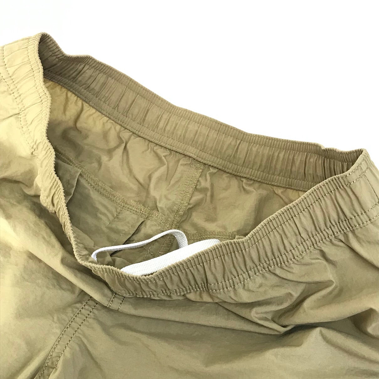 THE NORTH FACE | ザ・ノースフェイス バーサタイルショーツ ハーフパンツ ショートパンツ NB42335 ベージュ サイズ：L【倉吉店】【代金引換不可・日時指定不可】【ポスト投函】