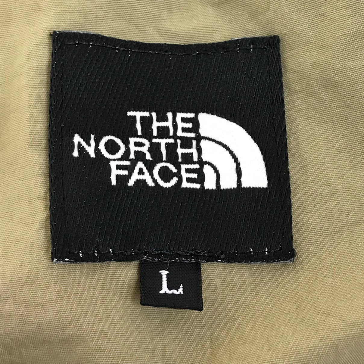 THE NORTH FACE | ザ・ノースフェイス バーサタイルショーツ ハーフパンツ ショートパンツ NB42335 ベージュ サイズ：L【倉吉店】【代金引換不可・日時指定不可】【ポスト投函】