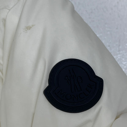 MONCLER | モンクレール montcla giubbotto 21aw ダウンジャケット g20911a00144 ホワイト【加古川店】