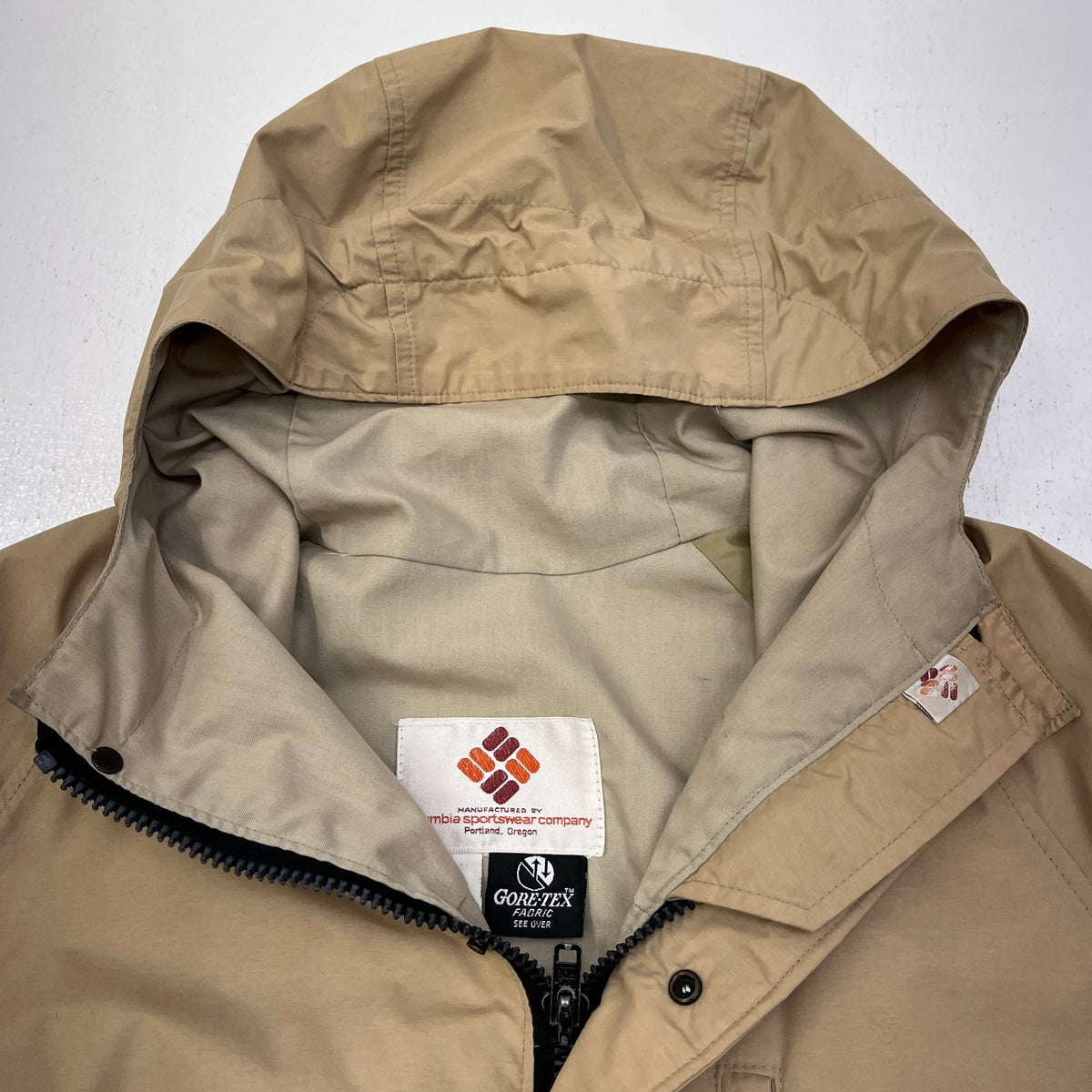 Columbia | コロンビア GORE-TEX 70-80'S マウンテンパーカー ベージュ サイズ：XL【加古川店】