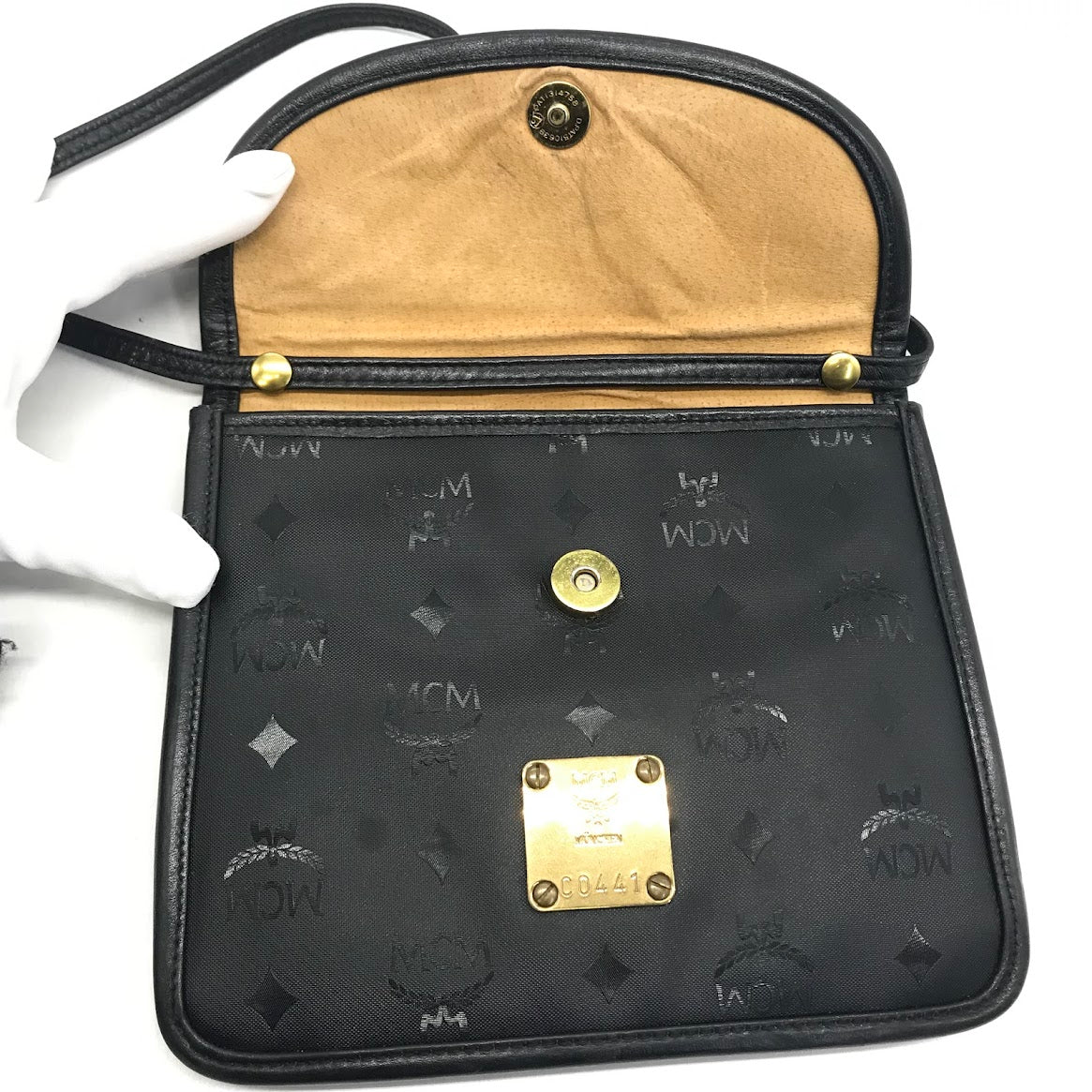 MCM | エム・シー・エム ヴィセトス柄 ショルダーバッグ ブラック【倉吉店】