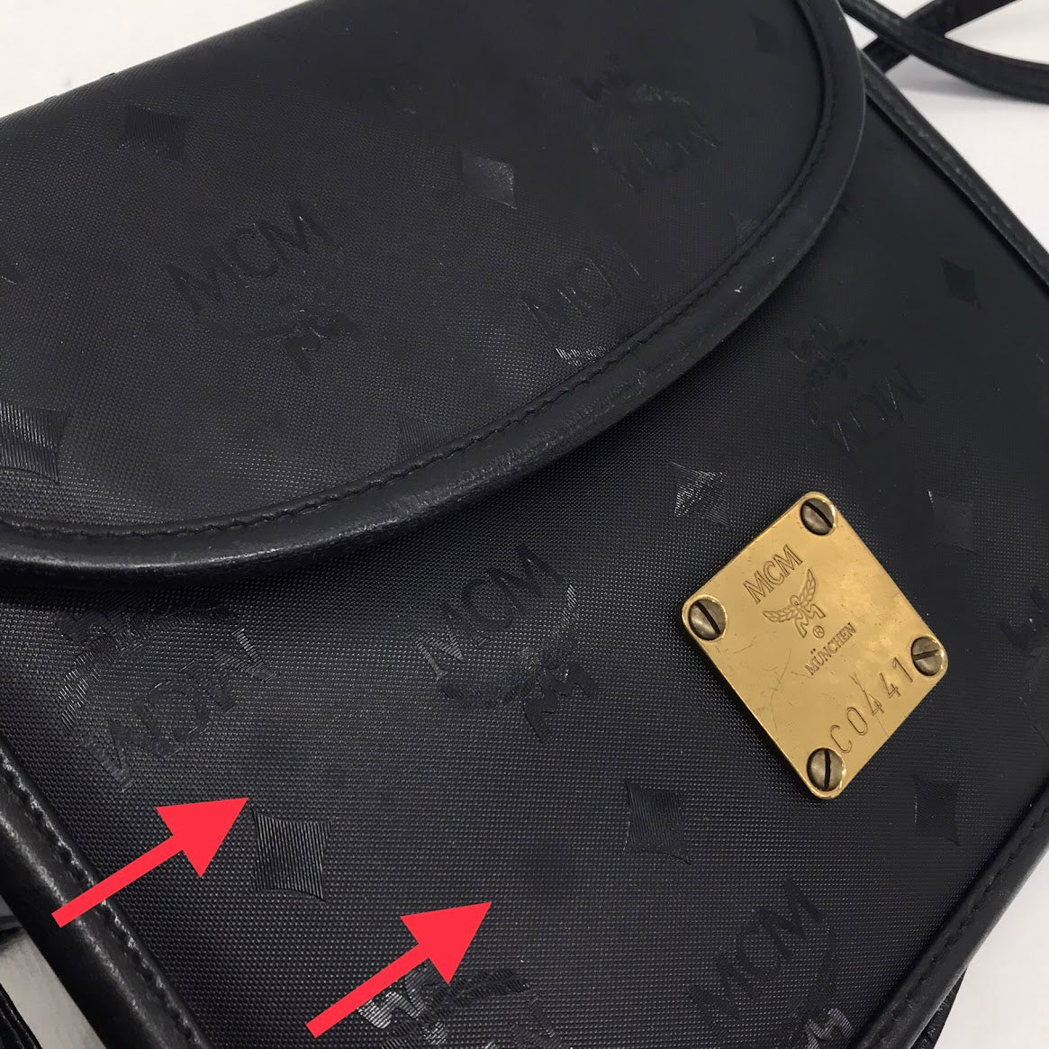 MCM | エム・シー・エム ヴィセトス柄 ショルダーバッグ ブラック【倉吉店】
