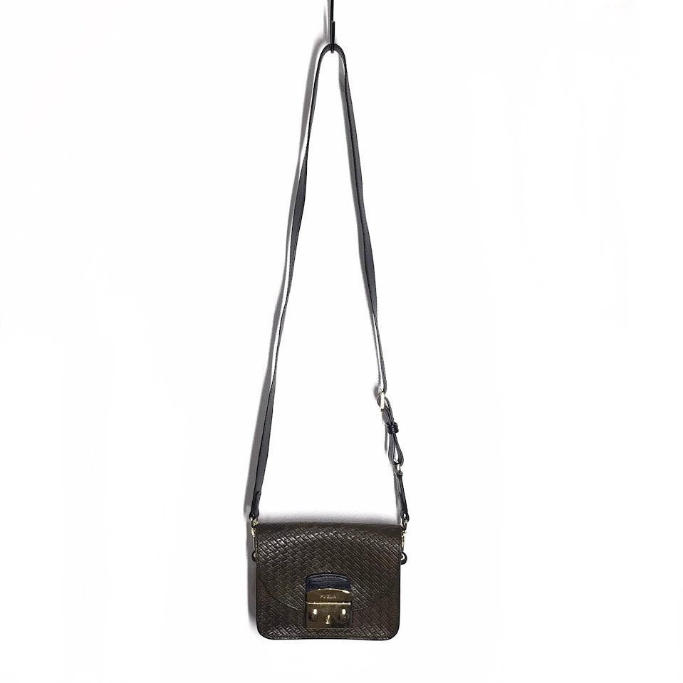 Furla | フルラ Metropolis GILDA CROSSBODY Bag メトロポリス ショルダーバッグ 246944 ブラウン【倉吉店】