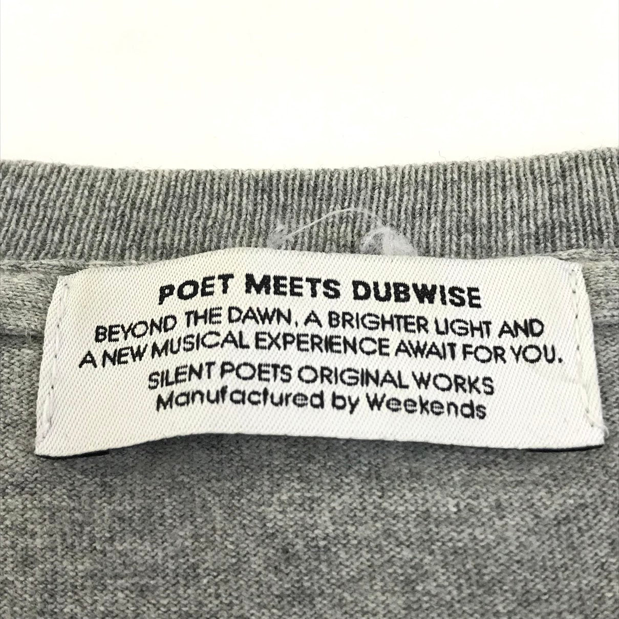 POET MEETS DUBWISE(ポエット・ミーツ・ダブワイズ) × ジェリーマルケス 長袖Ｔシャツ グレー サイズ：L【倉吉店】【代金引換不可・日時指定不可】【ポスト投函】