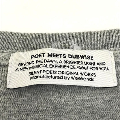 POET MEETS DUBWISE(ポエット・ミーツ・ダブワイズ) × ジェリーマルケス 長袖Ｔシャツ グレー サイズ：L【倉吉店】【代金引換不可・日時指定不可】【ポスト投函】
