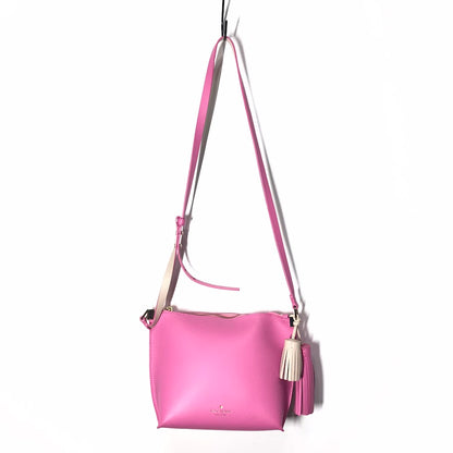 kate spade NEW YORK | ケイトスペードニューヨーク レザー タッセルチャーム付き Foster Court Pepper ショルダーバッグ WKRU3831 ピンク【倉吉店】