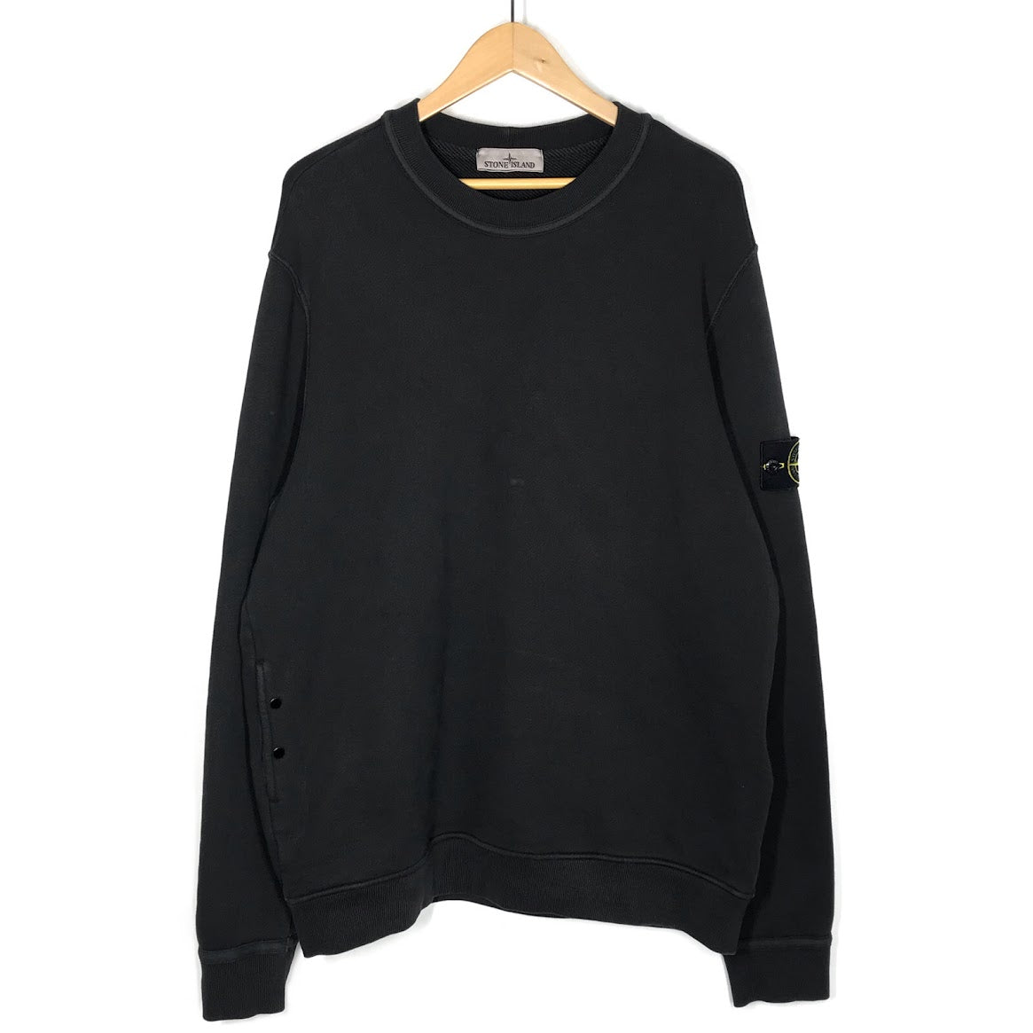 STONE ISLAND | ストーンアイランド FELPA プルオーバー クルーネックスウェット スウェット 811561241 ブラック サイズ：L【倉吉店】