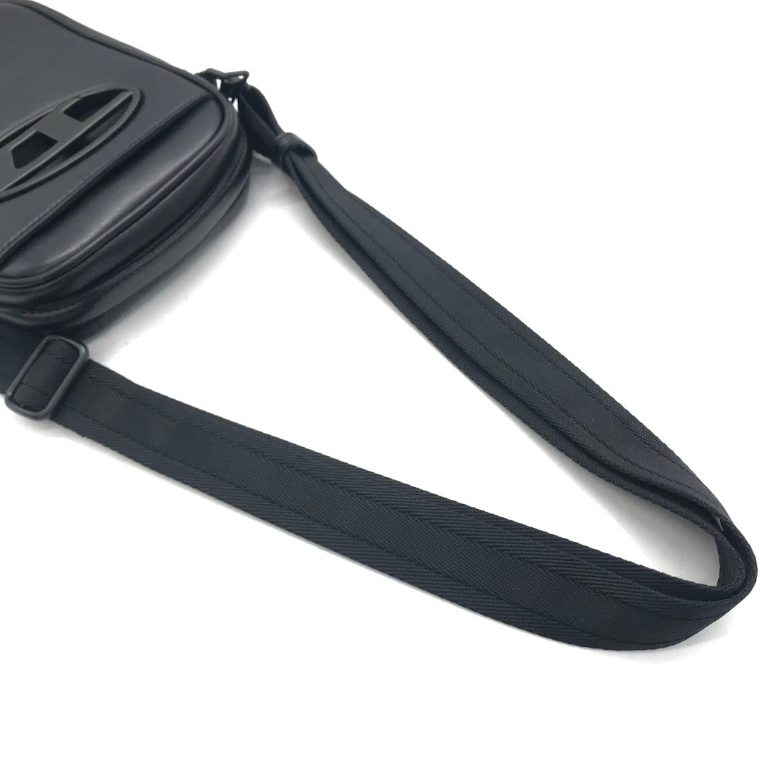 DIESEL | ディーゼル Holi D Crossbody ショルダーバッグ X10260 P5925 ブラック【倉吉店】