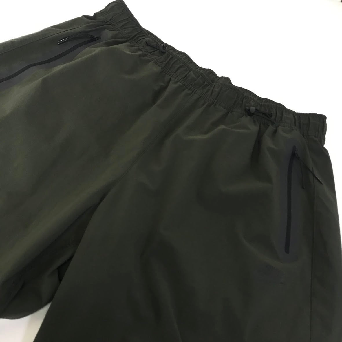 NIKE | ナイキ TECH WOVEN OPEN HEM PANT ナイロンパンツ パンツ HM7159-356 カーキ サイズ：XXL【倉吉店】