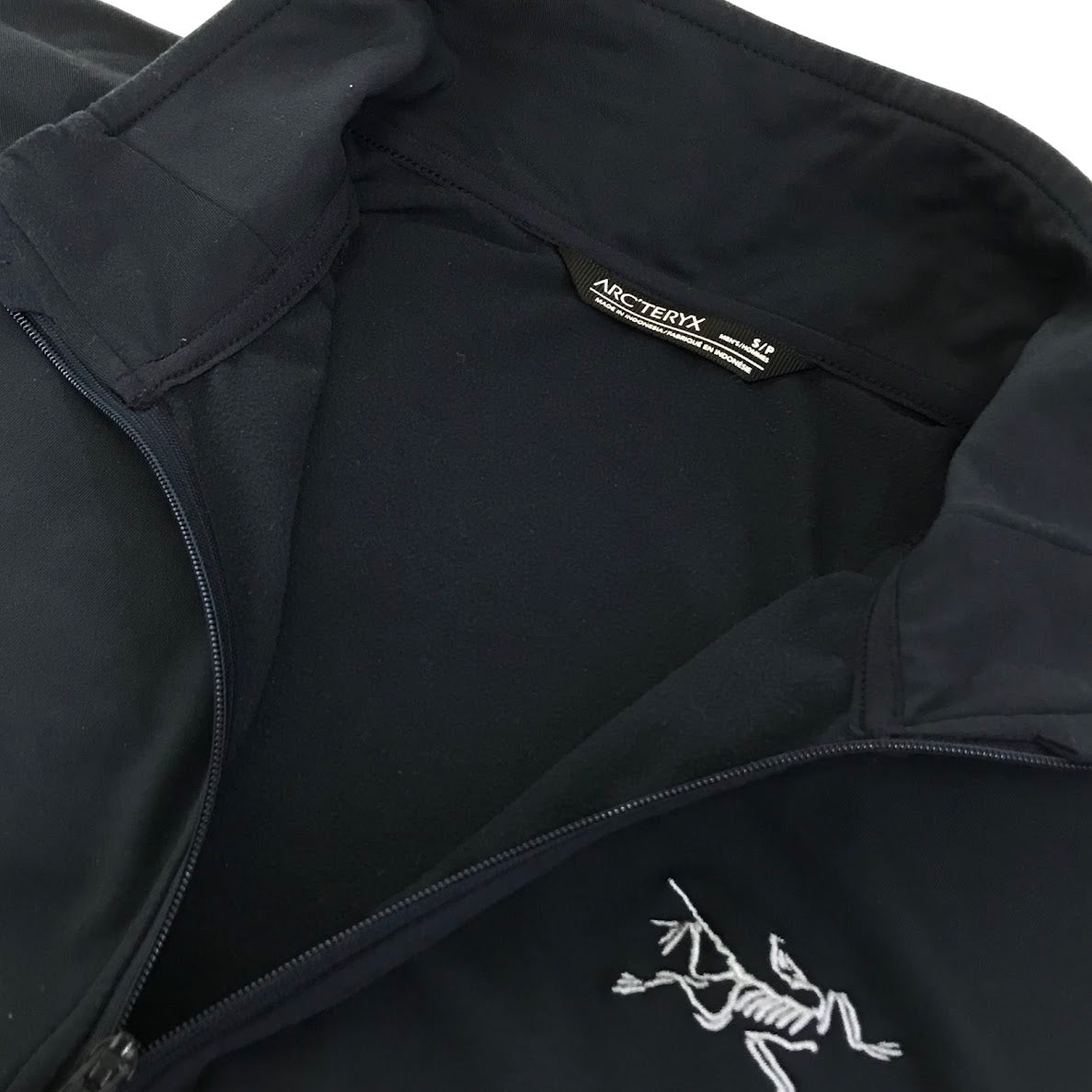 ARC'TERYX | アークテリクス KYANITE LT JACKET カイヤナイト LT ジャケット パーカー 25152 ネイビー サイズ：S【倉吉店】
