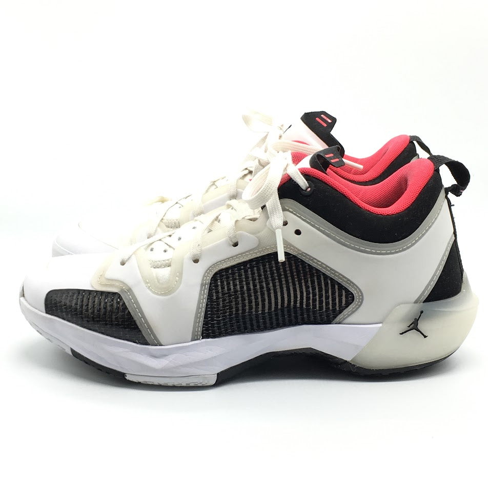 NIKE | ナイキ AIR JORDAN XXXVII LOW PF エアジョーダン37 スニーカー DQ4123-100 ホワイト 27.5cm【倉吉店】