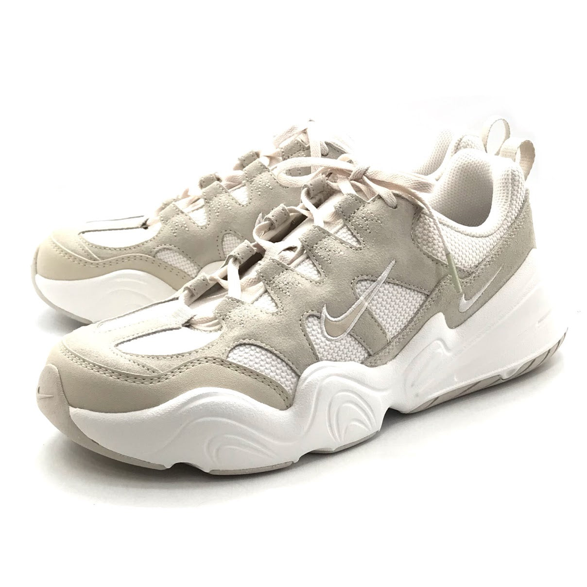 NIKE | ナイキ WMNS TECH HERA phantom スニーカー DR9761-002 ベージュ 28cm【倉吉店】