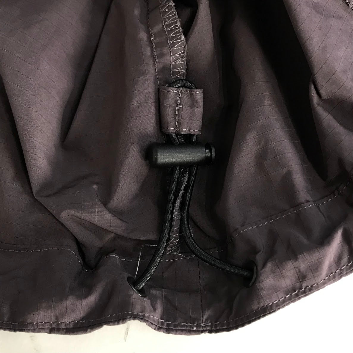 Cabaret Poval｜キャバレー ポヴァール　UTILITY PULLOVER ナイロンジャケット 24W-PVA-0T04 チャコールグレー サイズ：L【倉吉店】