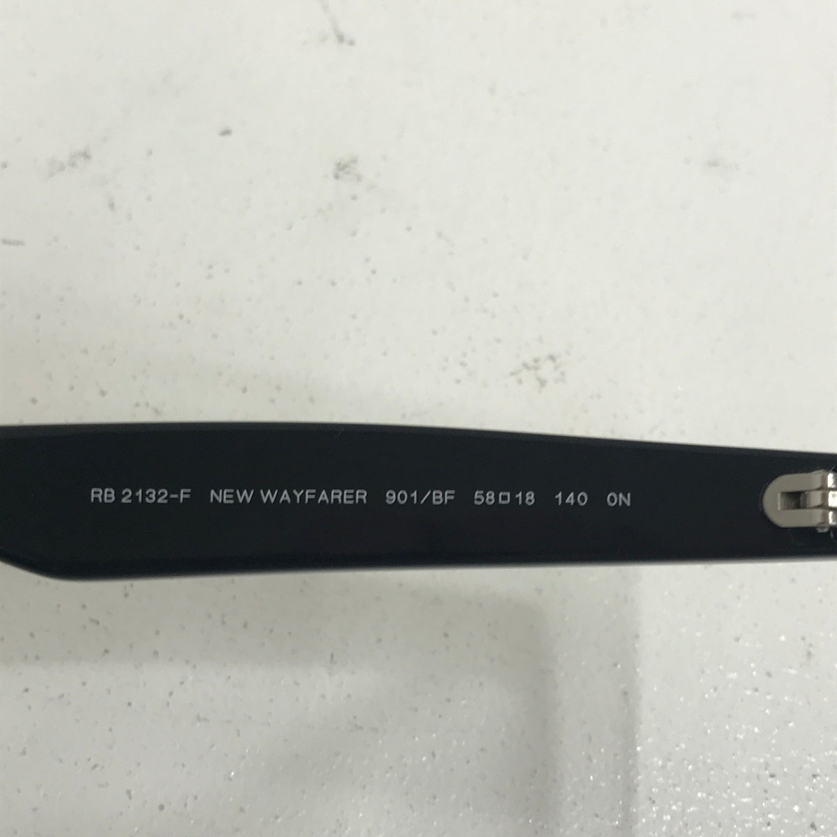 RAY BAN | レイバン New Wayfarer サングラス RB 2132-F ブラック【加古川店】
