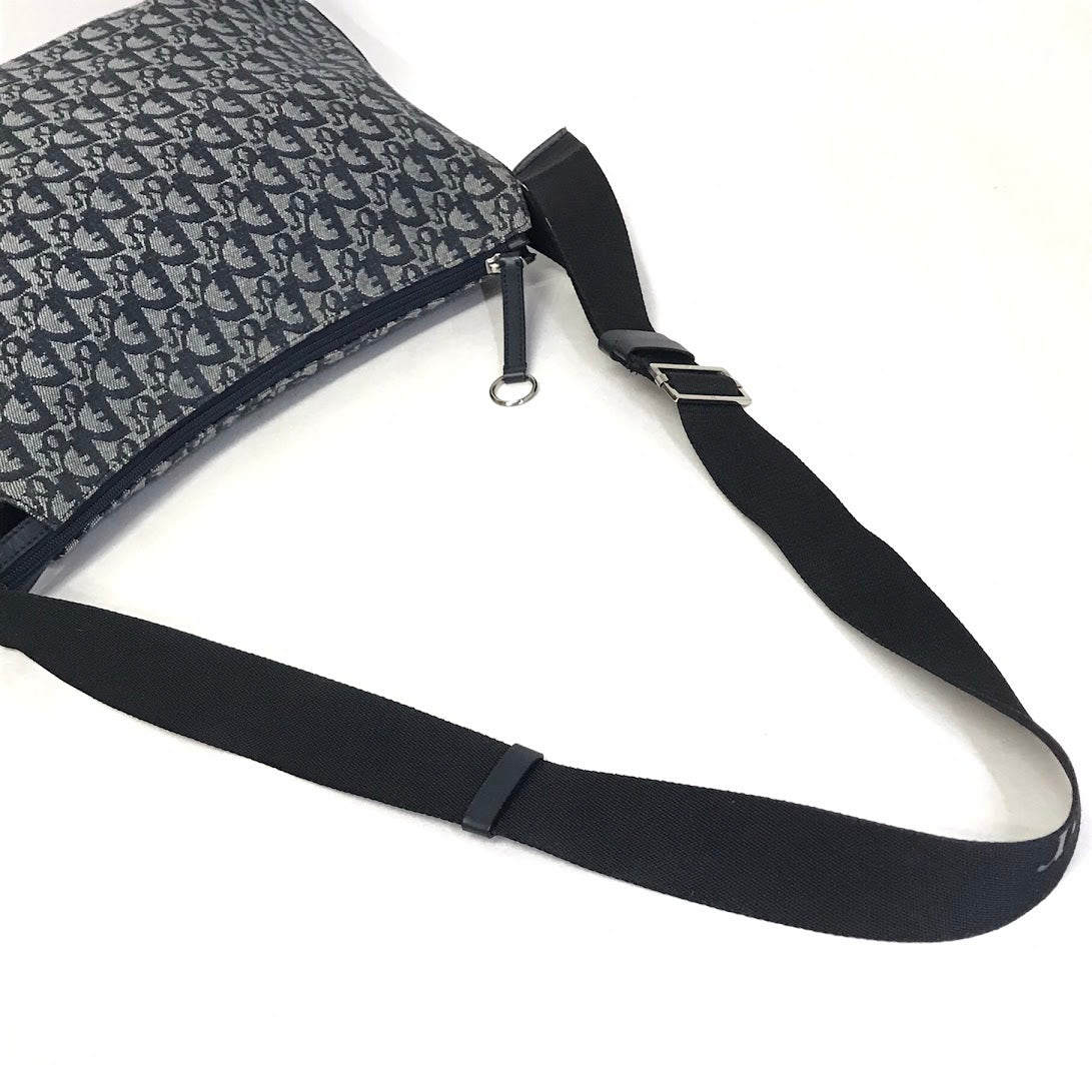 Christian Dior | クリスチャンディオール トロッター キャンバスショルダーバッグ ショルダーバッグ BOB0013 ネイビー【倉吉店】