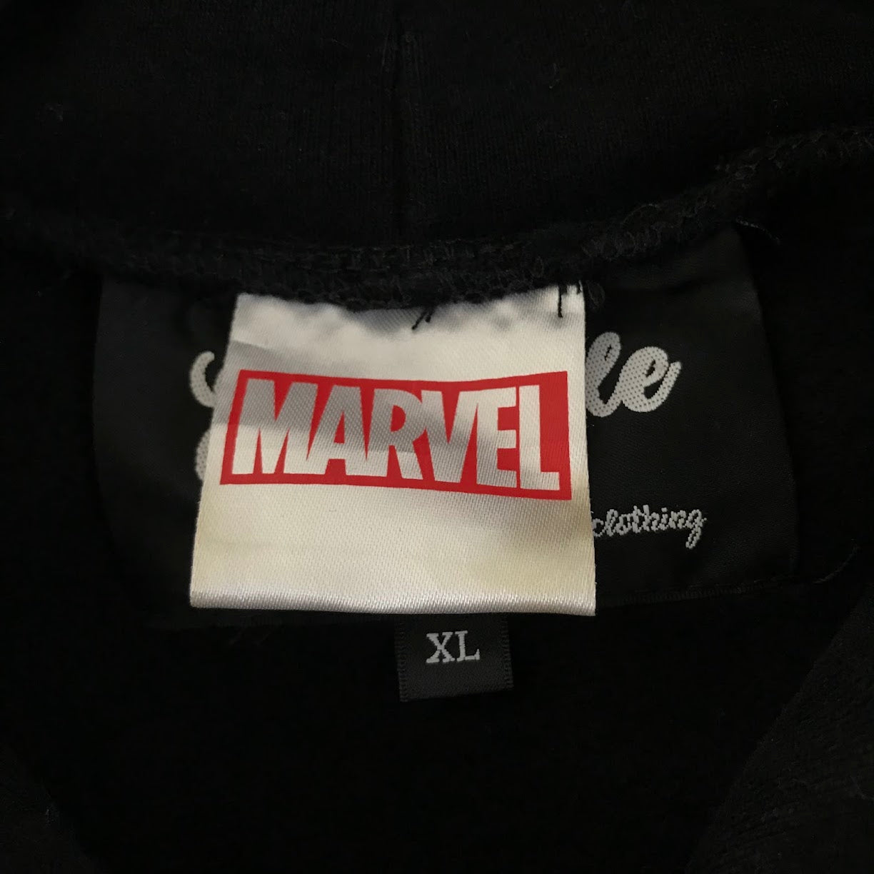 EXAMPLE | イグザンプル MARVEL(マーベル) プルオーバーパーカー パーカー EXMW-004 ブラック サイズ：XL【倉吉店】