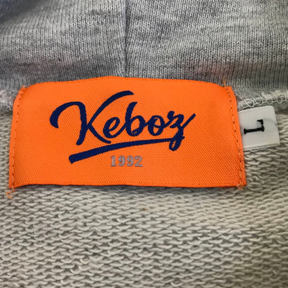 KEBOZ | ケボズ カレッジロゴ プルオーバーパーカー パーカー グレー サイズ：L【倉吉店】