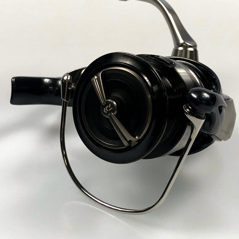 【フィッシング/釣り/釣具/リール】 DAIWA ダイワ 24セルテート LT SF 3000CH【姫路東店】