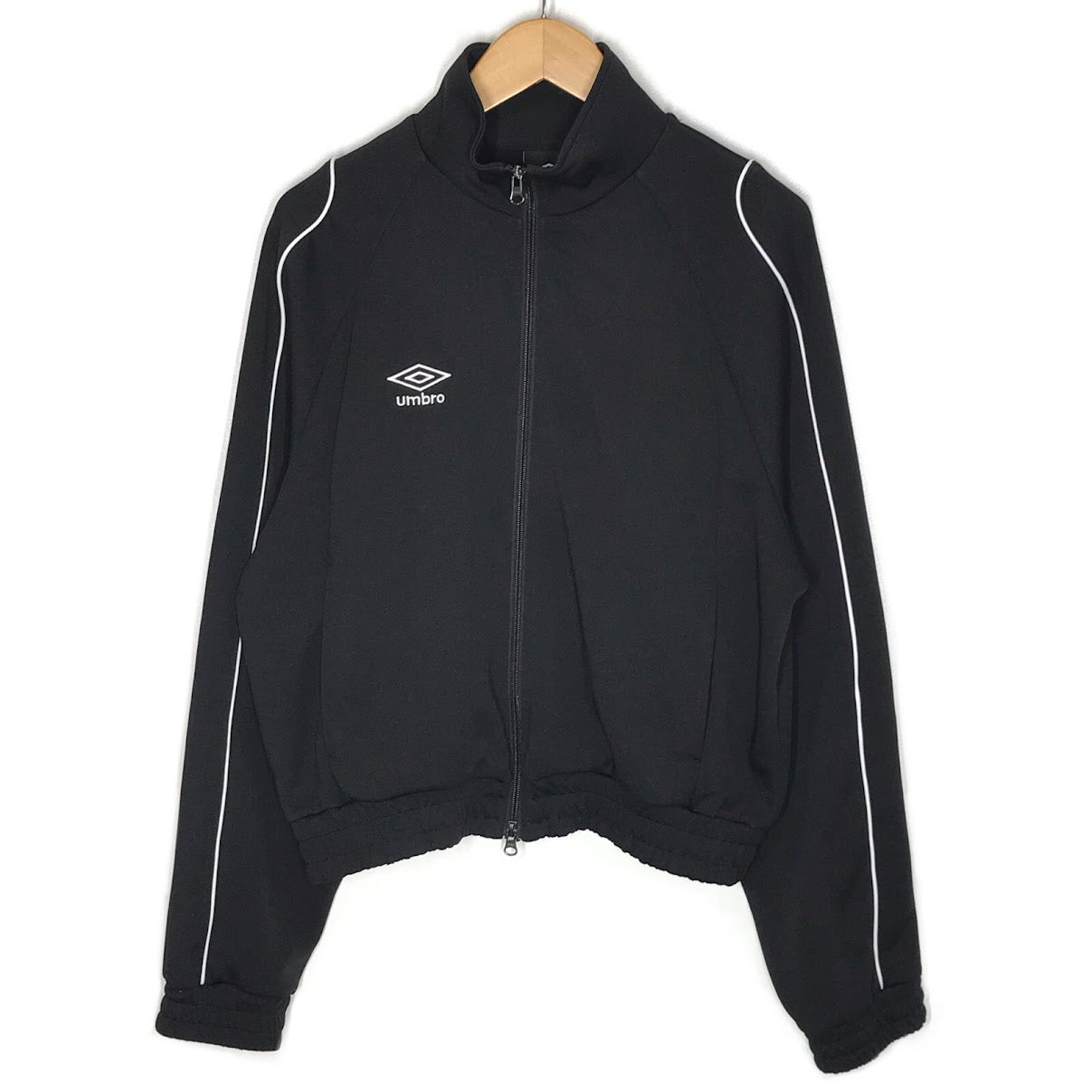 UMBRO | アンブロ × PUBLUX(パブリュクス) Piping Jersey Track Jacket トラックジャケット ジャージ 3259394400001 ブラック【倉吉店】