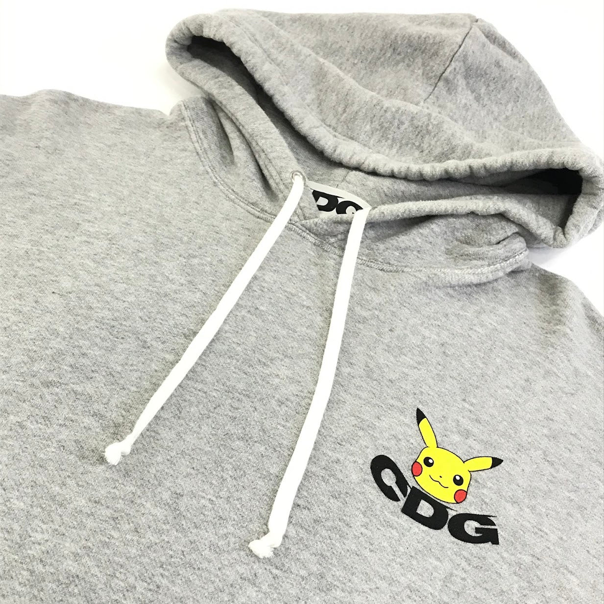 COMME des GARCONS | コムデギャルソン ×POKEMON ポケモンパーカー プルオーバーパーカー パーカー SJ-T002 グレー サイズ：M【倉吉店】