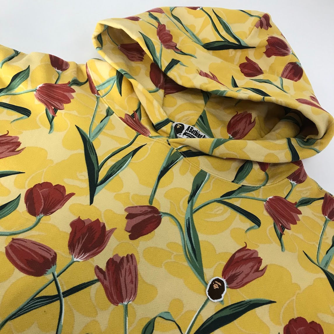 A BATHING APE | アベイシングエイプ TULIP CAMO プルオーバーパーカー チューリップ柄 パーカー 001PPK802004L イエロー サイズ：M【倉吉店】