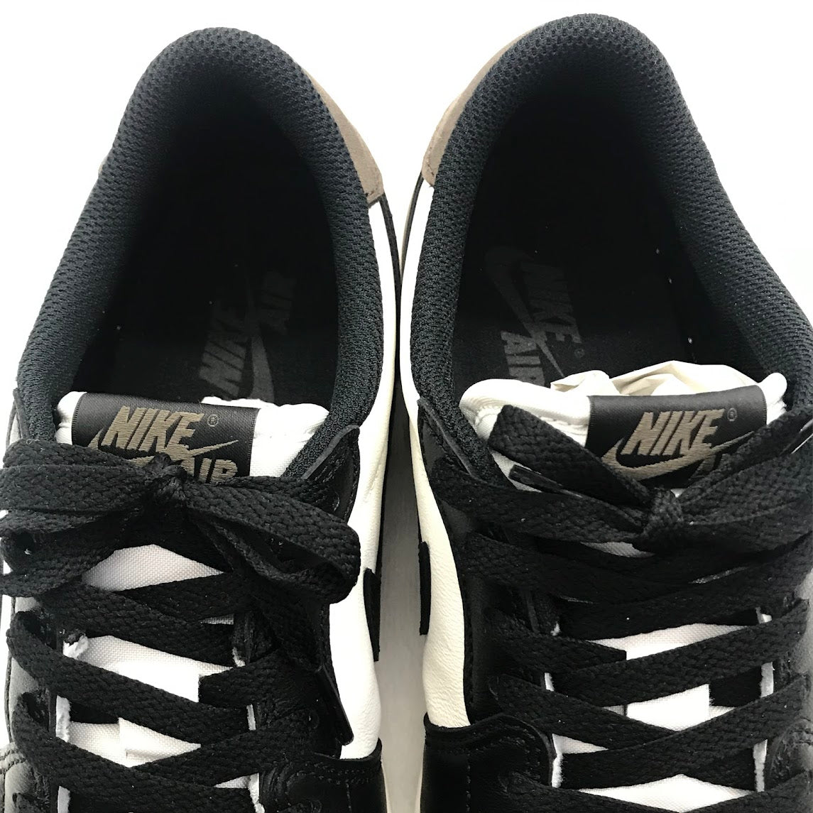 NIKE | ナイキ AIR JORDAN 1 LOW OG ’MOCHA’ スニーカー CZ0790-102 オージー セイル/ブラック-ダークモカ 27.5cm【倉吉店】