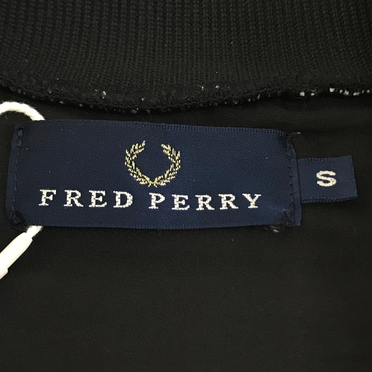 FRED PERRY | フレッドペリー トラックジャケット ジャージ ブラック サイズ：S【倉吉店】