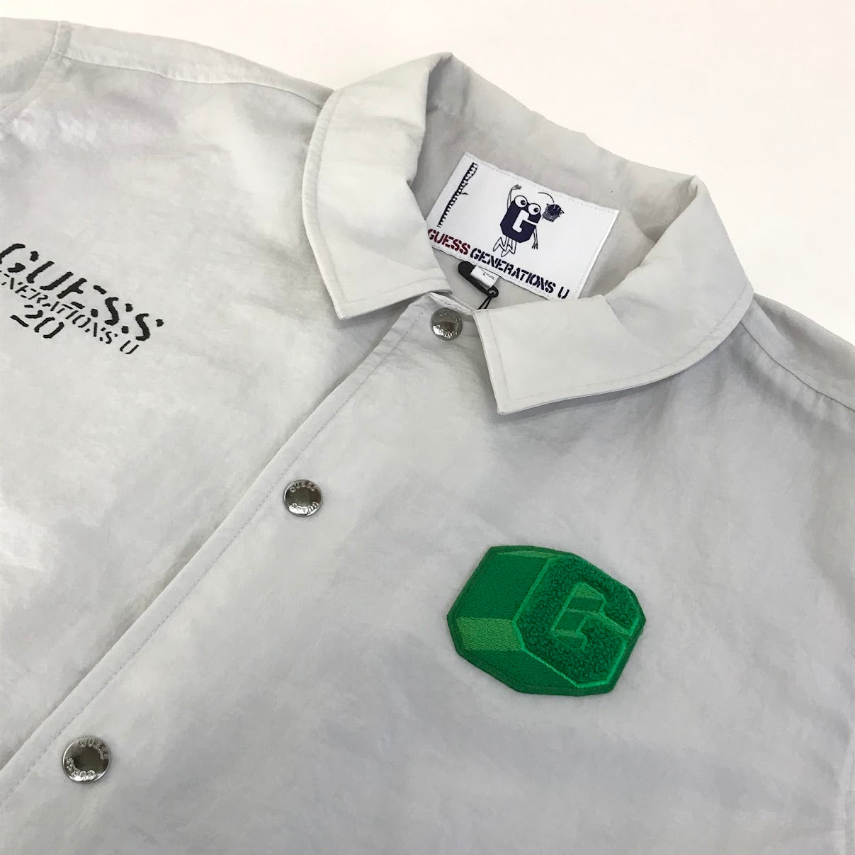 Guess | ゲス GENERATIONS COACH JACKET コーチジャケット ナイロンジャケット M0GMK1W7706 グレー サイズ：L【倉吉店】