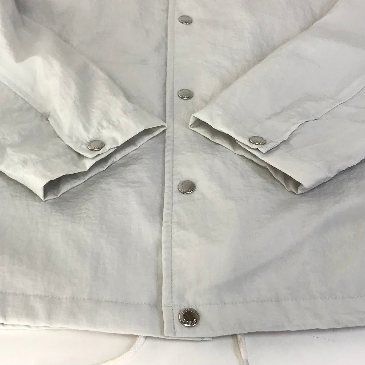 Guess | ゲス GENERATIONS COACH JACKET コーチジャケット ナイロンジャケット M0GMK1W7706 グレー サイズ：L【倉吉店】