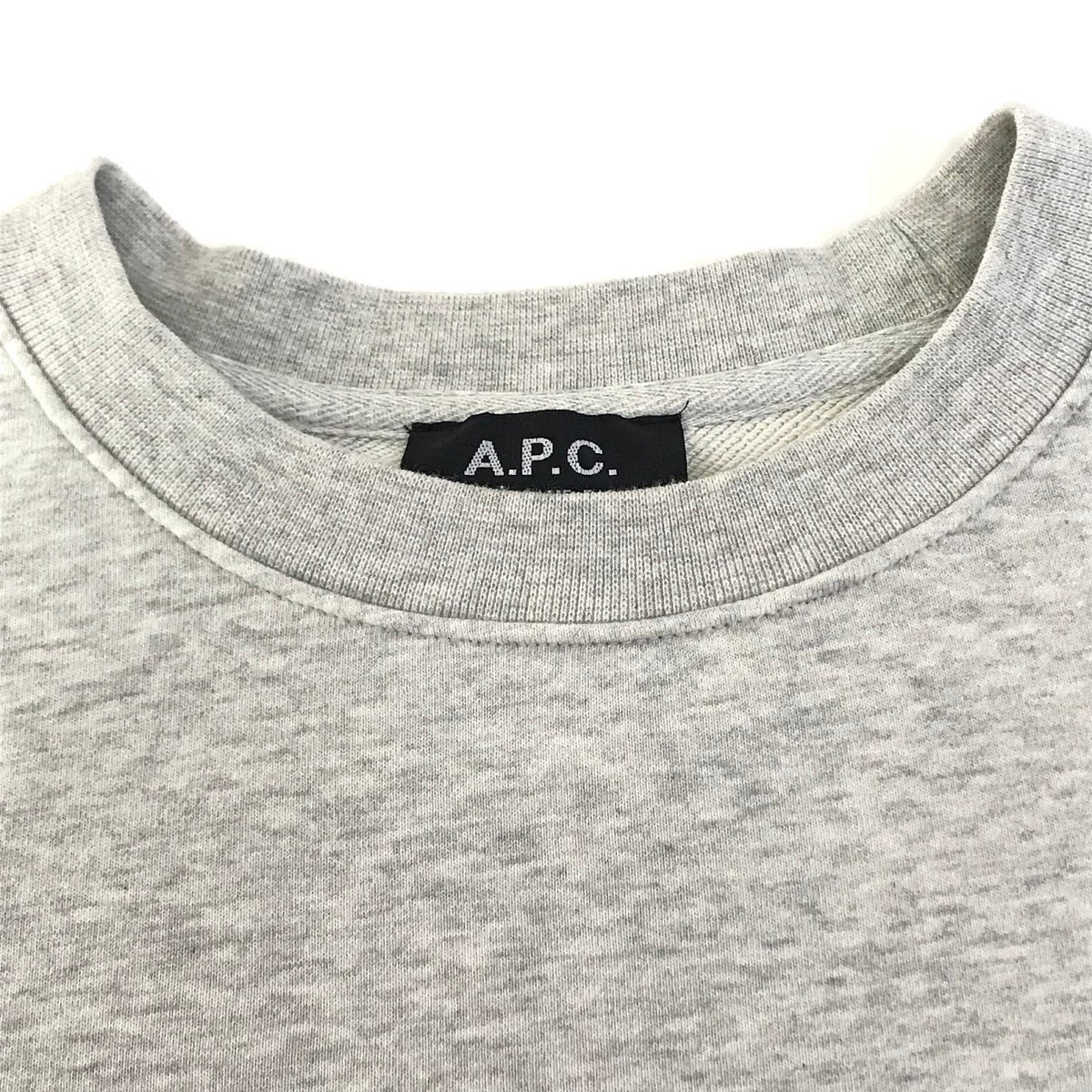 A.P.C | アーペーセー ワンポイントロゴ刺繍 スウェット グレー(ロゴ刺繍：ネイビー) サイズ：M【倉吉店】