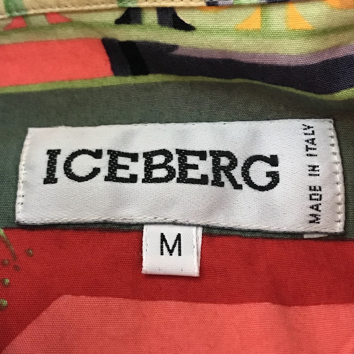 ICEBERG｜アイスバーグ 総柄シャツ 半袖シャツ サイズ：M【倉吉店】【代金引換不可・日時指定不可】【ポスト投函】