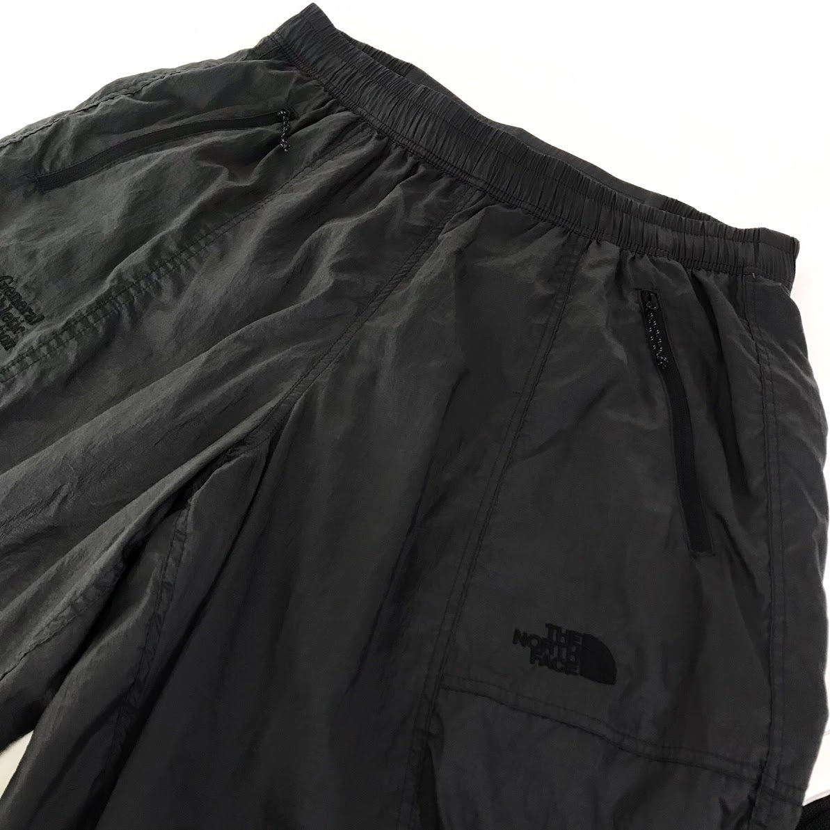 THE NORTH FACE | ザ・ノースフェイス GAR Wind Pant ウインドパンツ ナイロンパンツ パンツ NB32666 アスファルトグレー サイズ：M【倉吉店】