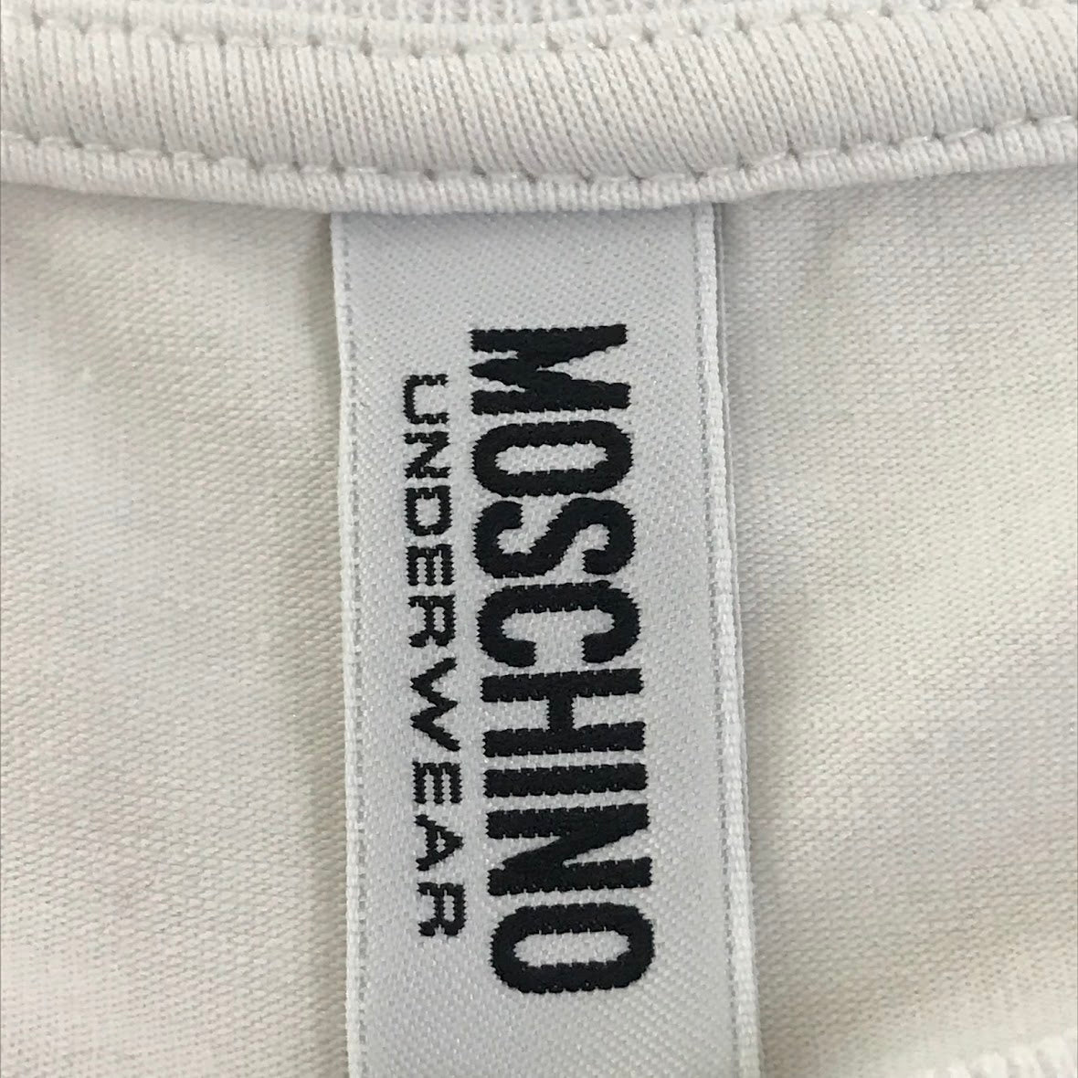 MOSCHINO | モスキーノ ロゴプリントTee 半袖Ｔシャツ A1904 9003 ホワイト【倉吉店】