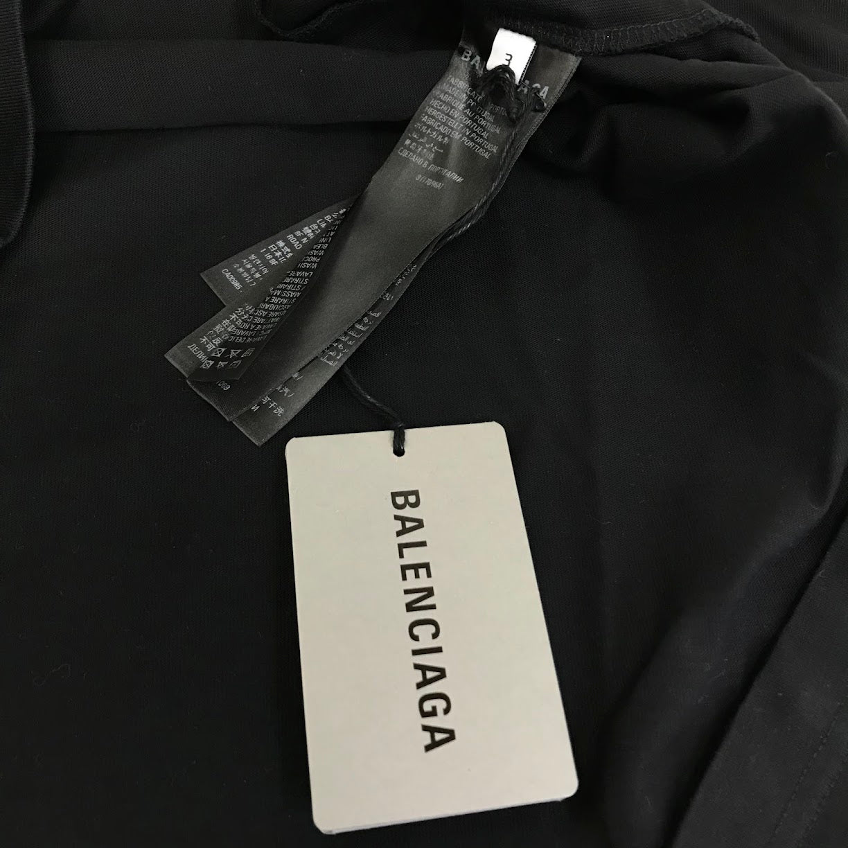 BALENCIAGA | バレンシアガ オーバーサイズ TOKYOロゴ 長袖Ｔシャツ 720250 TLVK6 ブラック サイズ：3【倉吉店】