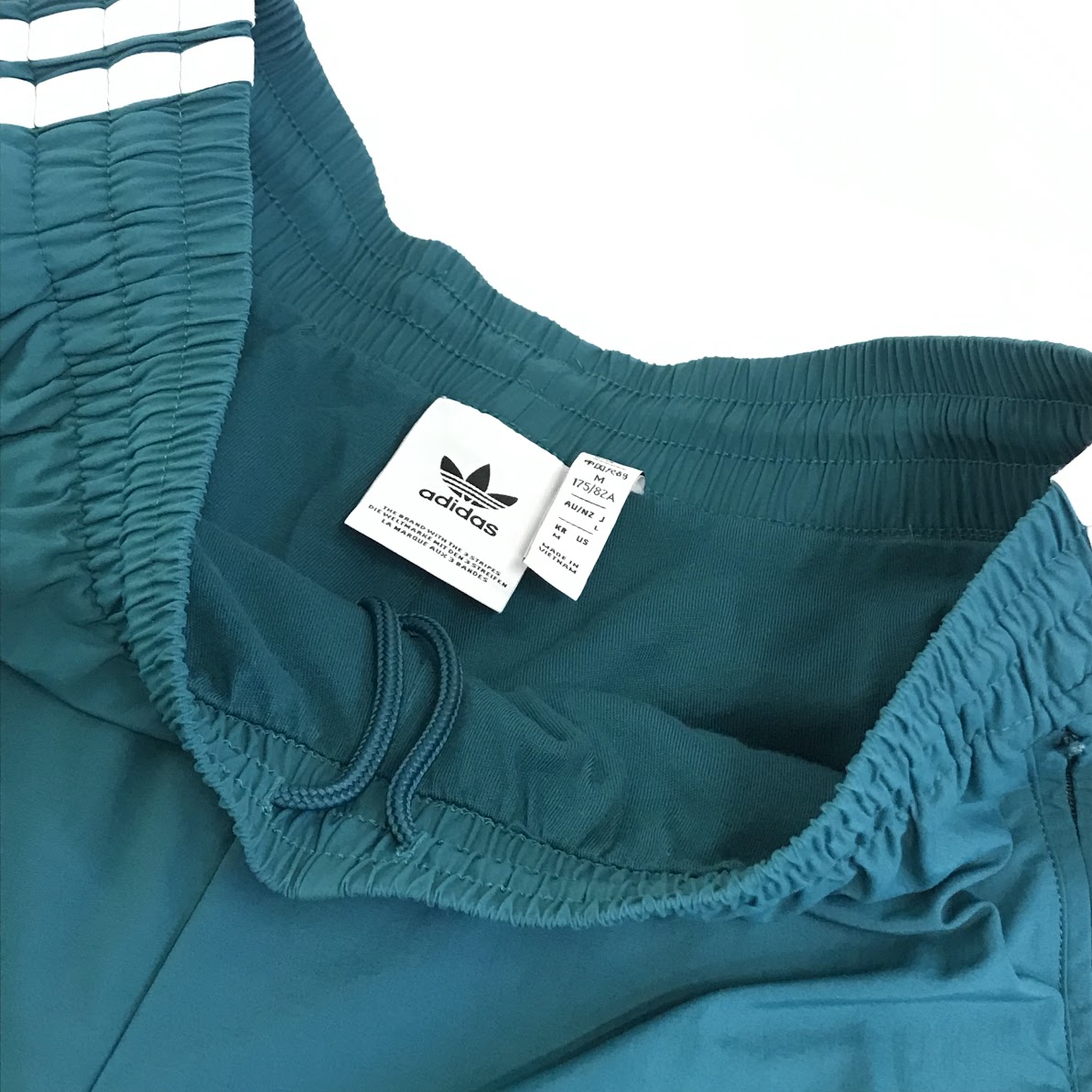 adidas Originals | アディダスオリジナルス WOVEN FIREBIRD TRACK PANTS トラックパンツ パンツ IZ3060 グリーン サイズ：L【倉吉店】
