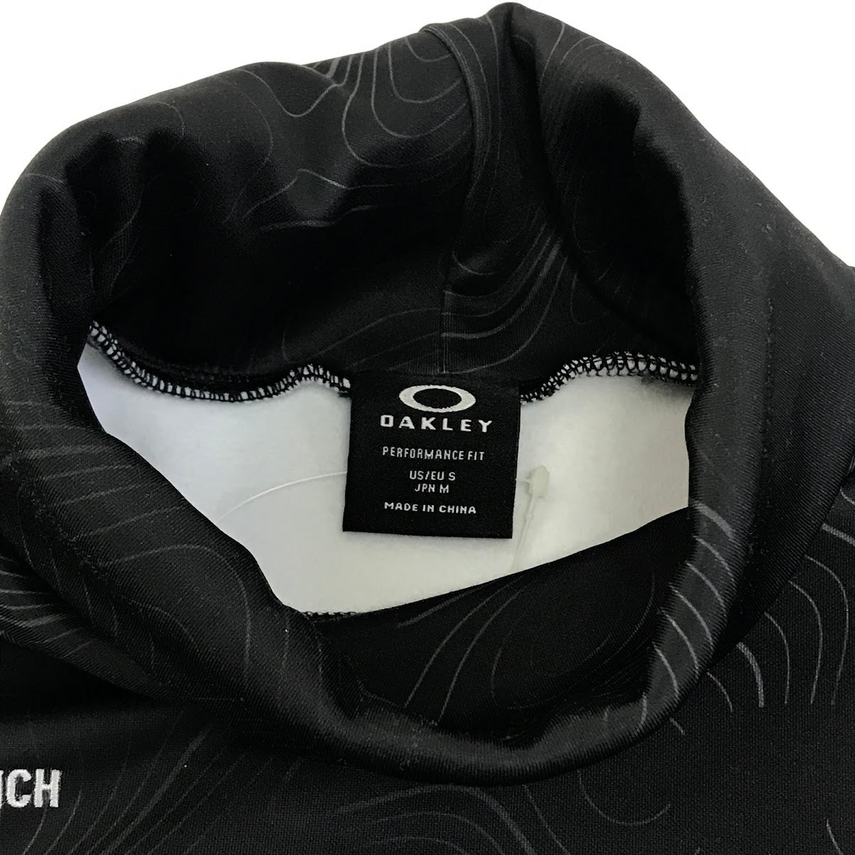 OAKLEY | オークリー Elevation Turtle ハイネックシャツ スウェット FOA408245 ブラック サイズ：M【倉吉店】