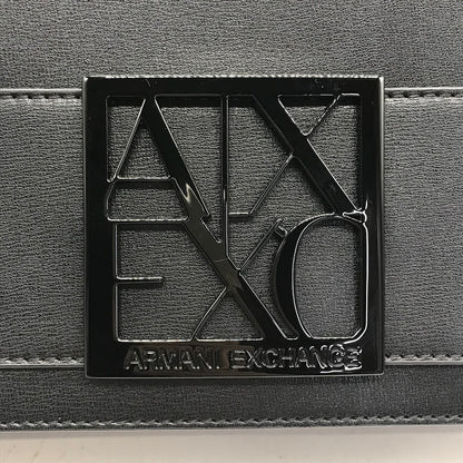 ARMANI EXCHANGE | アルマーニエクスチェンジ ロゴプレート ショルダーバッグ ブラック【倉吉店】