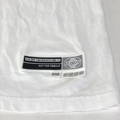 SAPEur | サプール × THE NETWORK BUSINESS(ザ・ネットワークビジネス) 半袖Ｔシャツ ホワイト サイズ：L【倉吉店】【代金引換不可・日時指定不可】【ポスト投函】