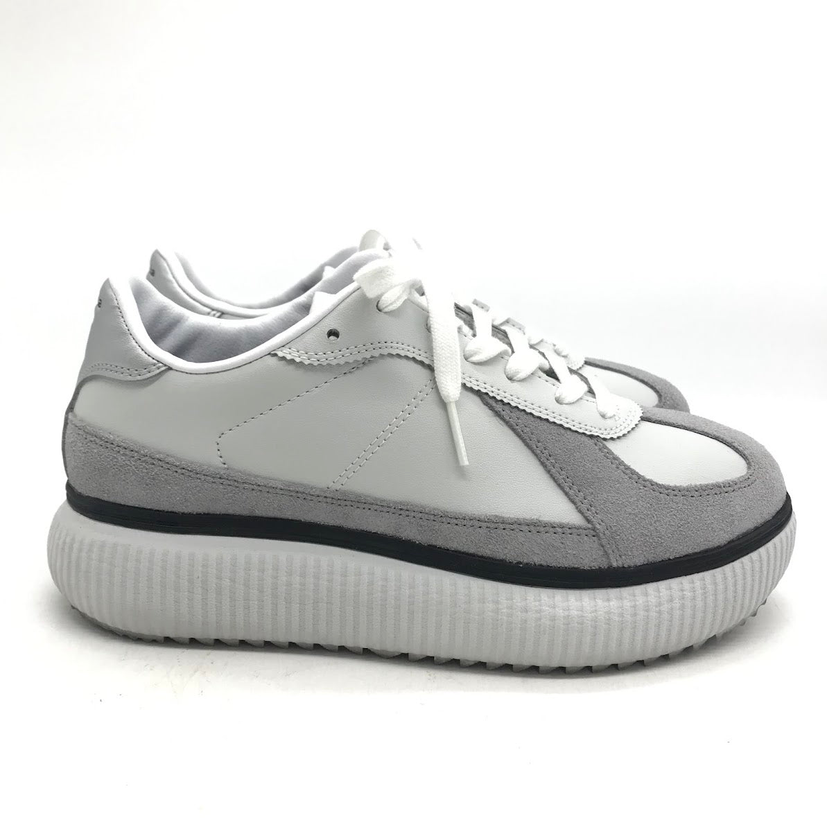 ONITSUKA TIGER | オニツカタイガー DELECITY スニーカー 1183B874 グレー 24.5cm【倉吉店】