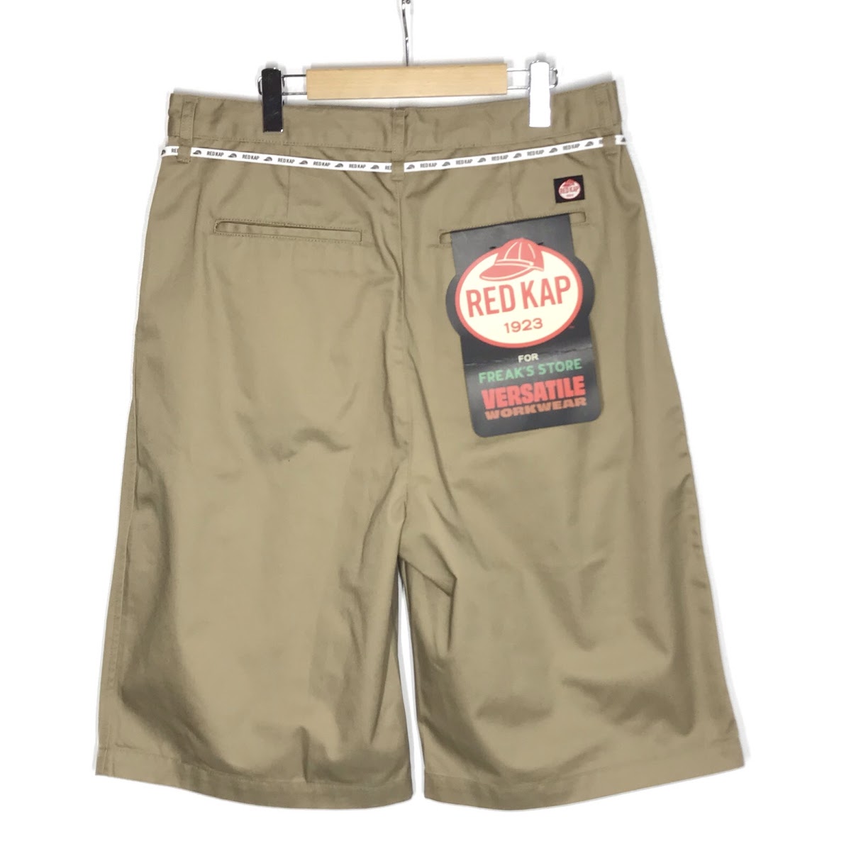 RED KAP | レッドキャップ TUCK WIDE BAGGY SHORTS タックワイドバギーショーツ ハーフパンツ ショートパンツ 261-1480 ベージュ サイズ：L【倉吉店】