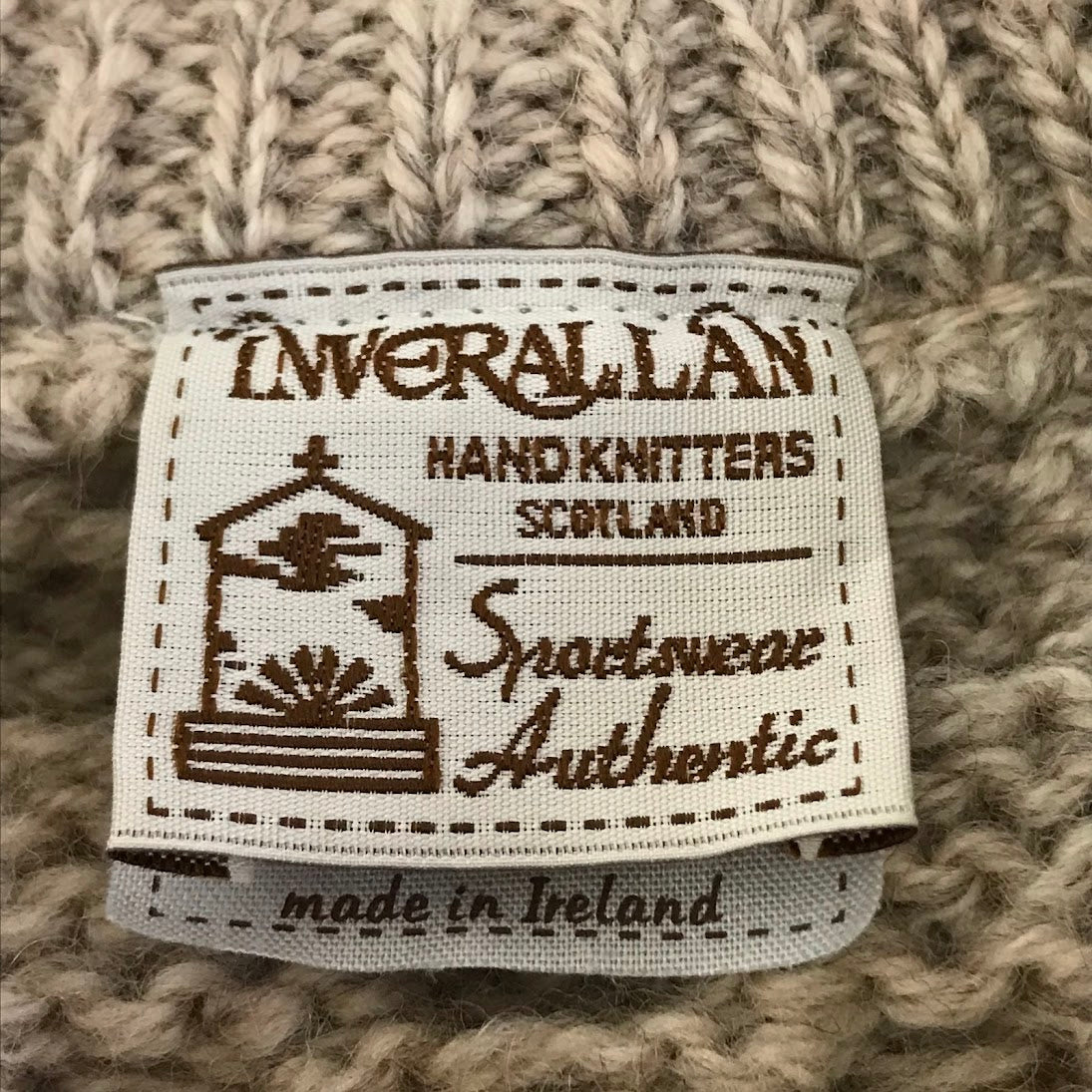 INVERALLAN | インバーアラン ケーブル編み セーター ベージュ サイズ：M【倉吉店】